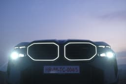 Bmw Xm Front View