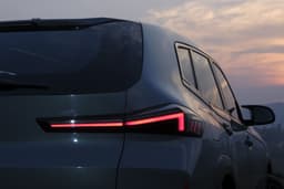 Bmw Xm Rear View