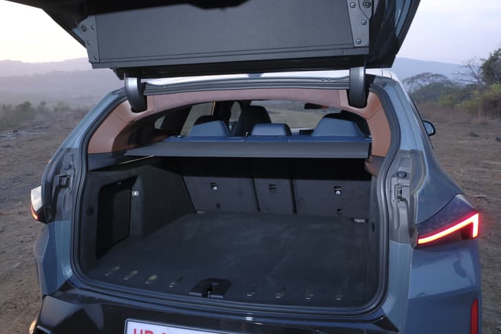 Bmw Xm Rear View