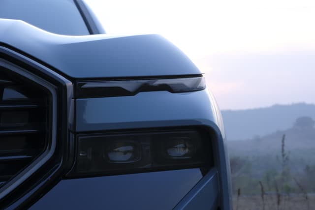 Headlight Image - 7790