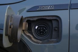 Bmw Xm Charging Ports