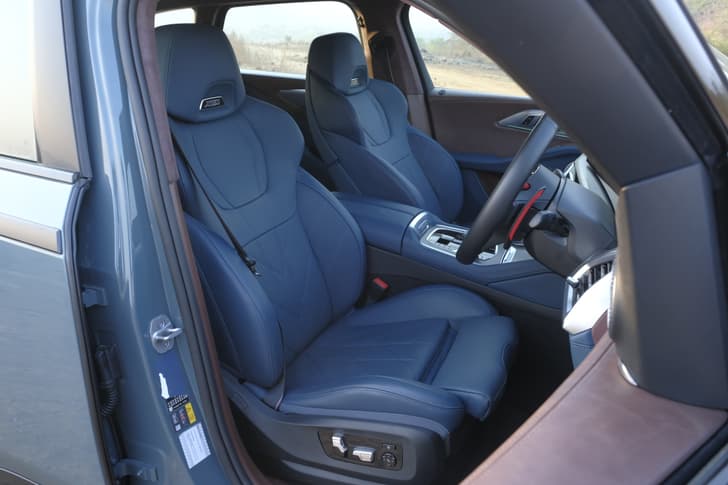 Bmw Xm Front Row Seats