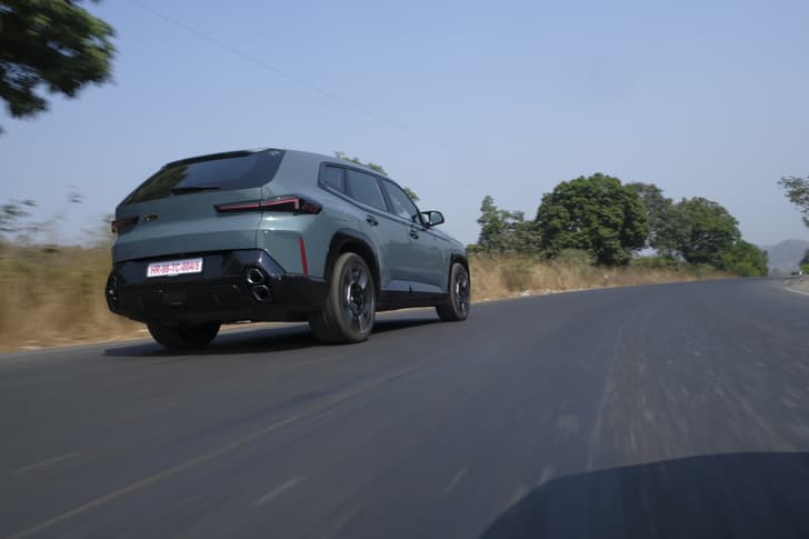 Bmw Xm Rear View