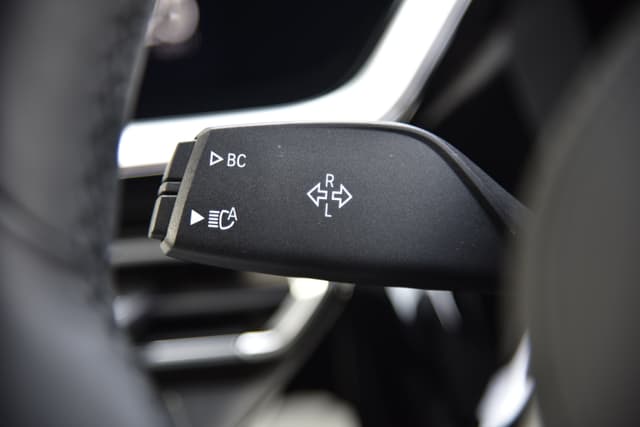 Steering Mounted Controls Image - 7486