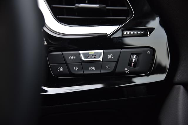 Ac Vents Front Image - 7564