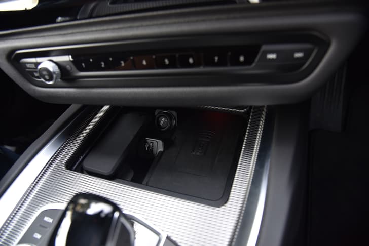 12V Power Outlets