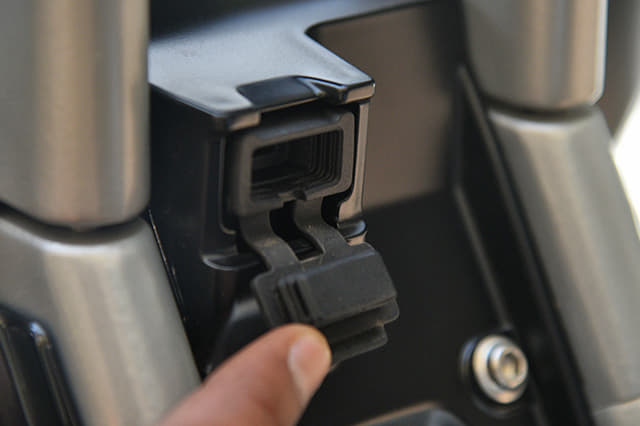Charging Ports Image - 32347