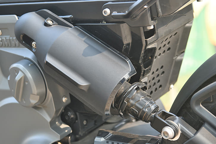 Exhaust Pipes