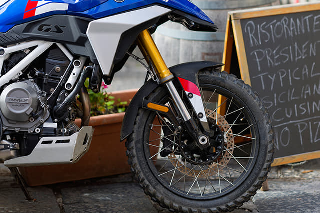 Front Wheels Image - 30782