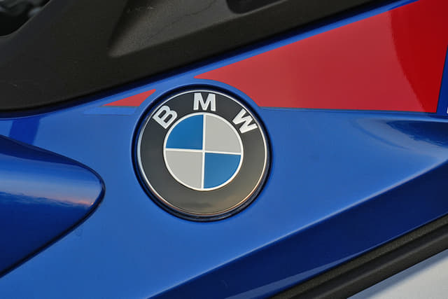 Color Blue, Red