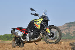 Bmw Bikes F 900 Gs Front Right Three Quarter