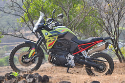 Bmw Bikes F 900 Gs Front Left Three Quarter