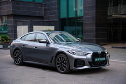 Bmw I4 Front Left Three Quarter