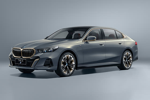 Front Left Three Quarter Image - 31998