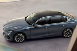 BMW i5 LWB Front Left Three Quarter BMW i5 LWB Front Left Three Quarter