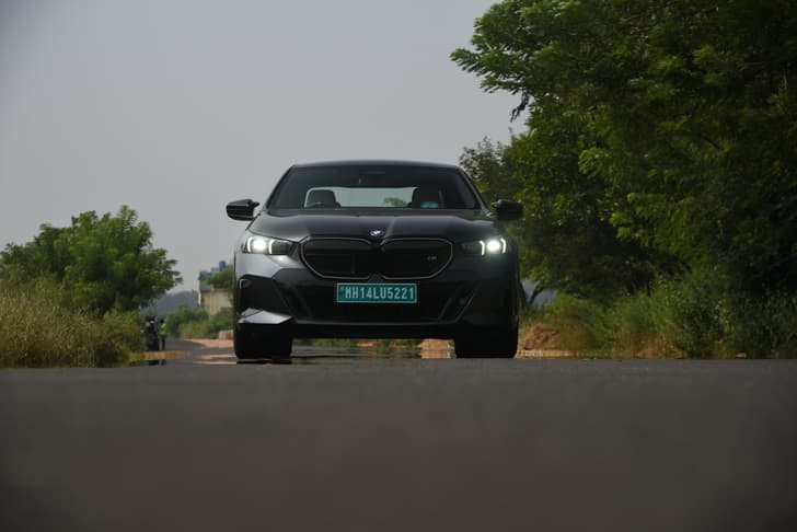 Bmw I5 Front View