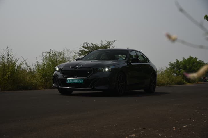 Bmw I5 Front Left Three Quarter