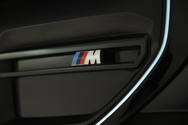 Front Logo Image - 7905