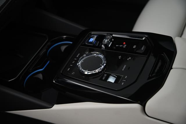Infotainment System Image - 7945