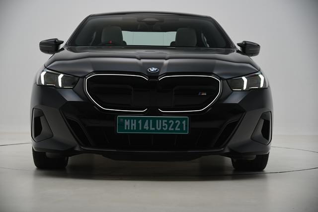 Front View Image - 7985