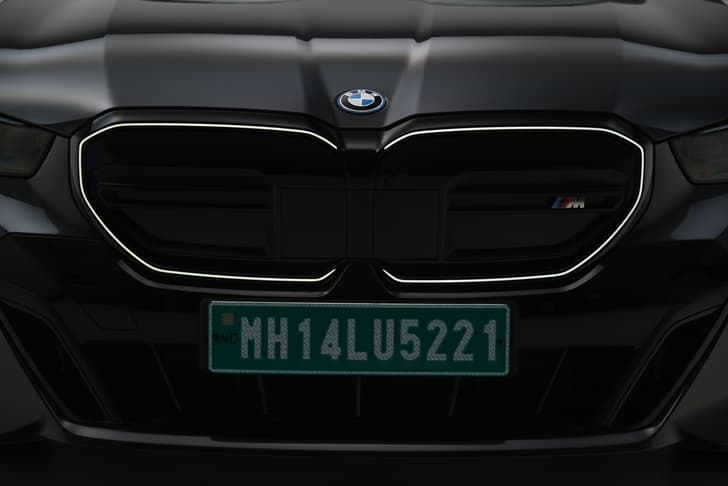 Bmw I5 Front View