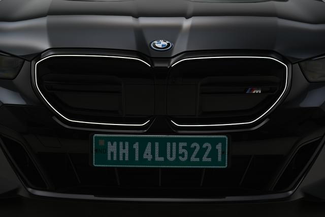 Front View Image - 7995
