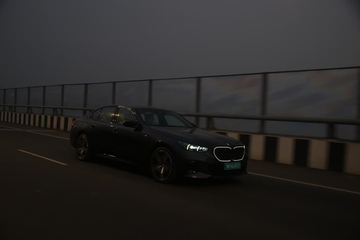 Bmw I5 Front Left Three Quarter