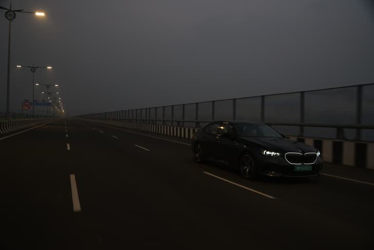 Bmw I5 Color Black