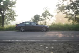 Bmw I5 Color Black
