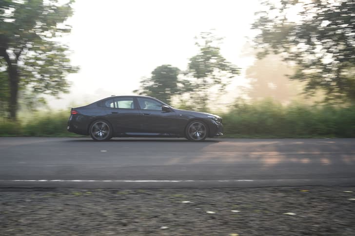 Bmw I5 Color Black