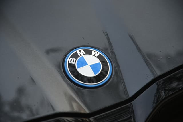 Front Logo Image - 8095