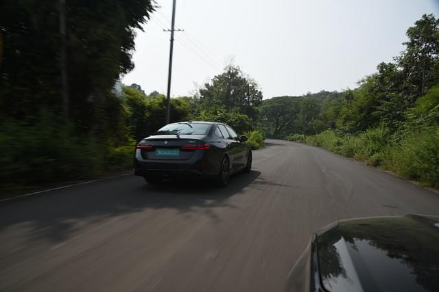 Rear View Image - 8180