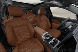 BMW i7 Front Row Seats