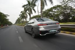 Bmw I7 Rear View