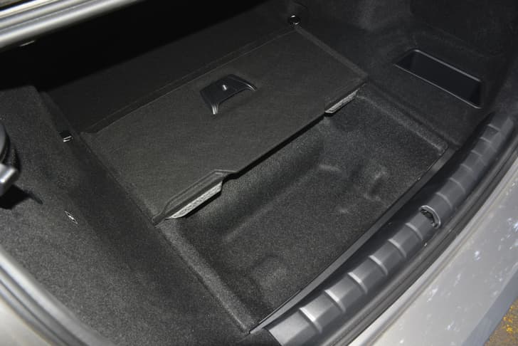 Bmw I7 Boot Open