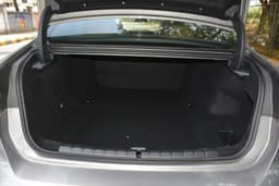 Bmw I7 Color Black