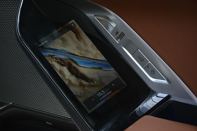 Infotainment System Image - 7734