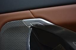 Bmw I7 Door Controls