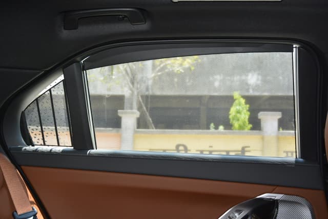 Side Glass Housing Image - 7828