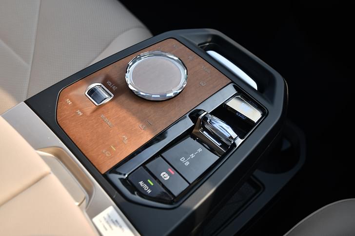 Bmw Ix Console Storage
