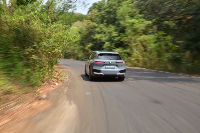 Rear View Image - 5643