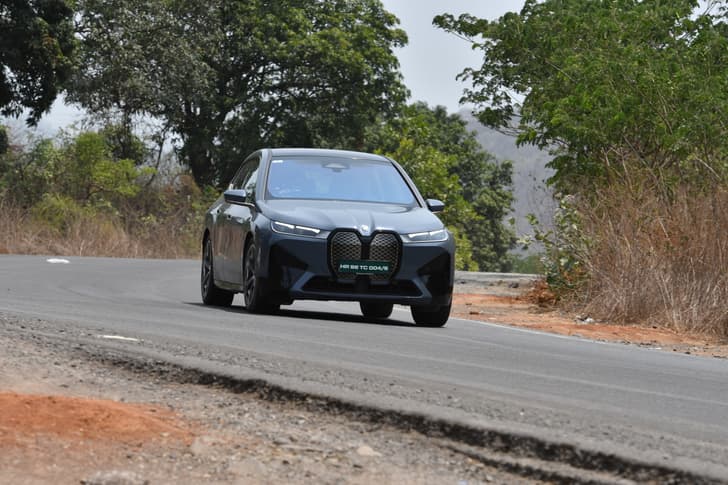 Bmw Ix Front View