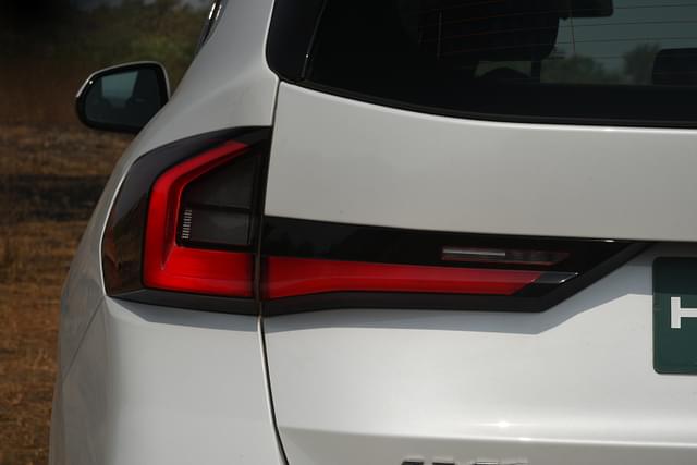 Rear View Image - 2857