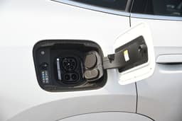 Bmw Ix1 Lwb Charging Ports