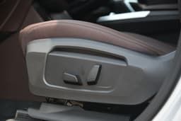 Bmw Ix1 Lwb Seat Adjust Controls