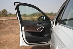 Bmw Ix1 Lwb Door Controls