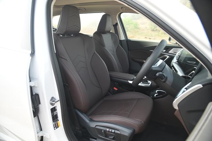 Bmw Ix1 Lwb Front Row Seats