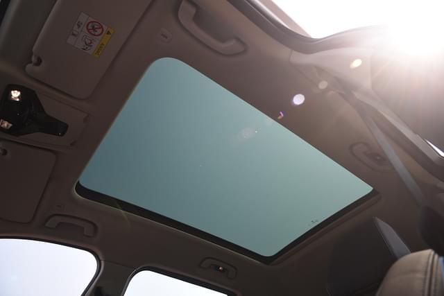 Sunroof Image - 2869