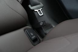 Bmw Ix1 Lwb Child Safety Lock