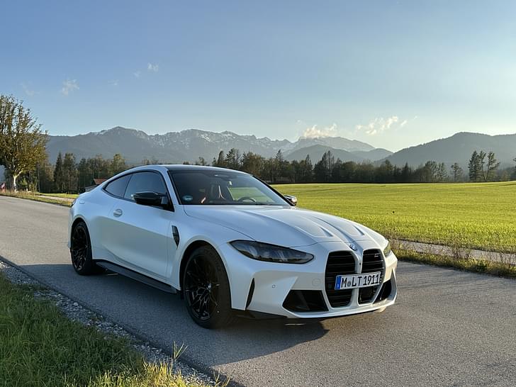 Bmw M4 Coupe Front Right Three Quarter